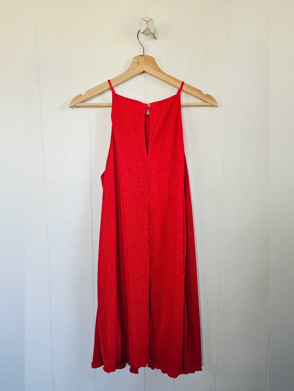Red High Neck Accordian Mini Dress, 7/9 - Picture 2 of 8
